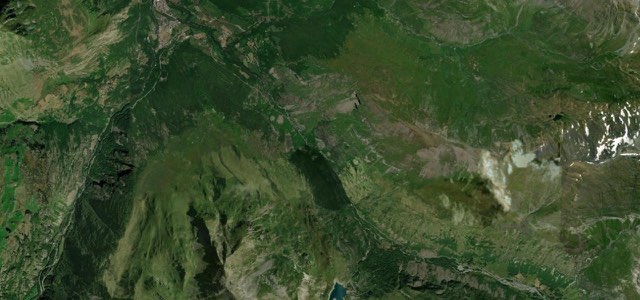 Satellite map of Cirque de Troumouse, France