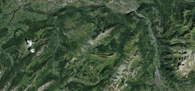Satellite map of Col de la Colombière, France