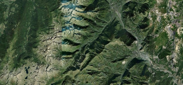 Satellite map of Col du Glandon, France