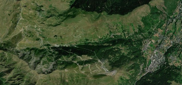 Satellite map of Col du Portet, France