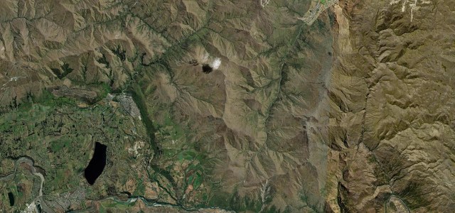 Satellite map of Crown Range Road, New Zealand
