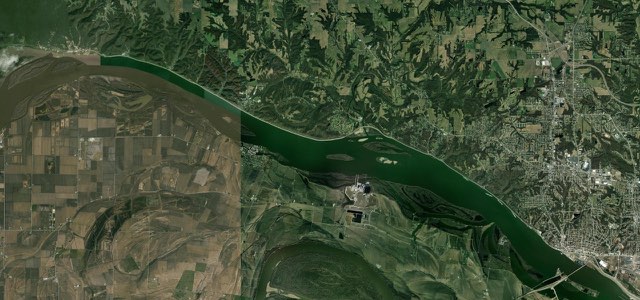 Satellite map of Great River Road, Alton to Grafton, The East