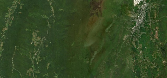 Satellite map of Mount Greylock (Rockwell Road), The East