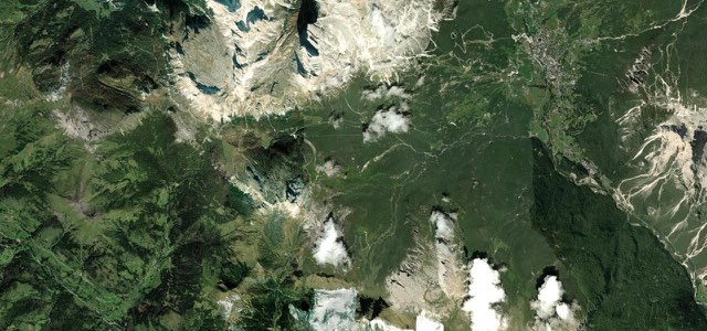 Satellite map of Passo Falzarego, Italy