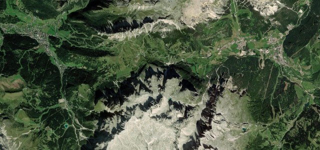 Satellite map of Passo Gardena, Italy