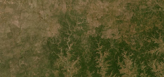 Satellite map of Twisted Sisters, The West