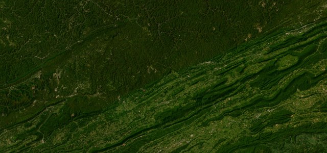 Satellite map of Hayters Gap to Breaks Interstate Park, The East