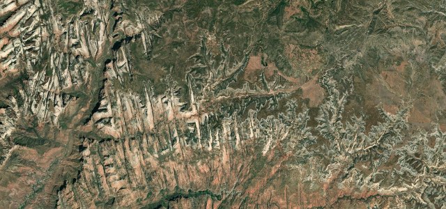 Satellite map of Zion–Mount Carmel Highway, The West