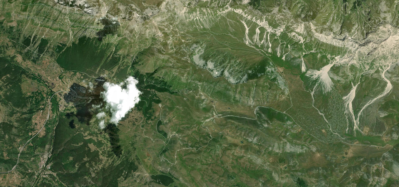 Satellite map of Campo Imperatore, Italy