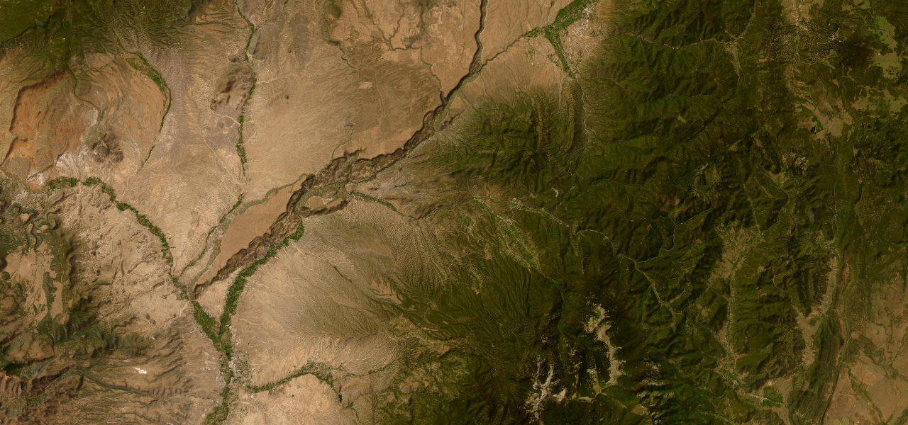 Satellite map of High Road to Taos