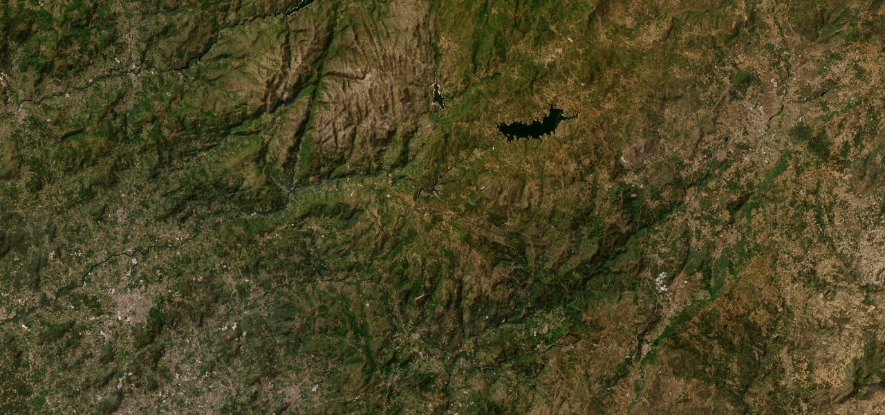 Satellite map of Estrada Nacional 103