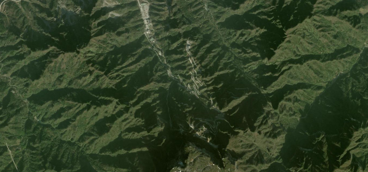 Satellite map of Tongtian Avenue, China